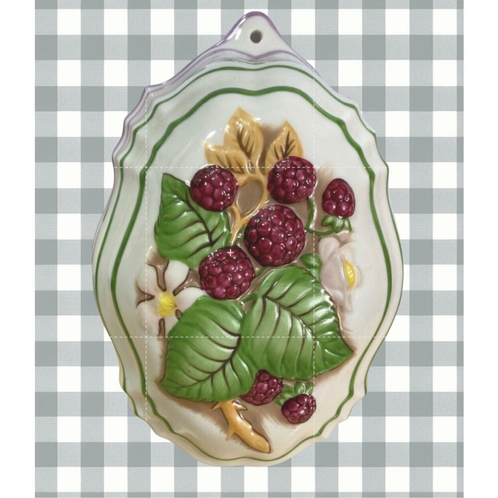 Le Cordon Bleu Franklin Mint 1986 Blackberry Jello Mold Wall Plaque 8” Vintage